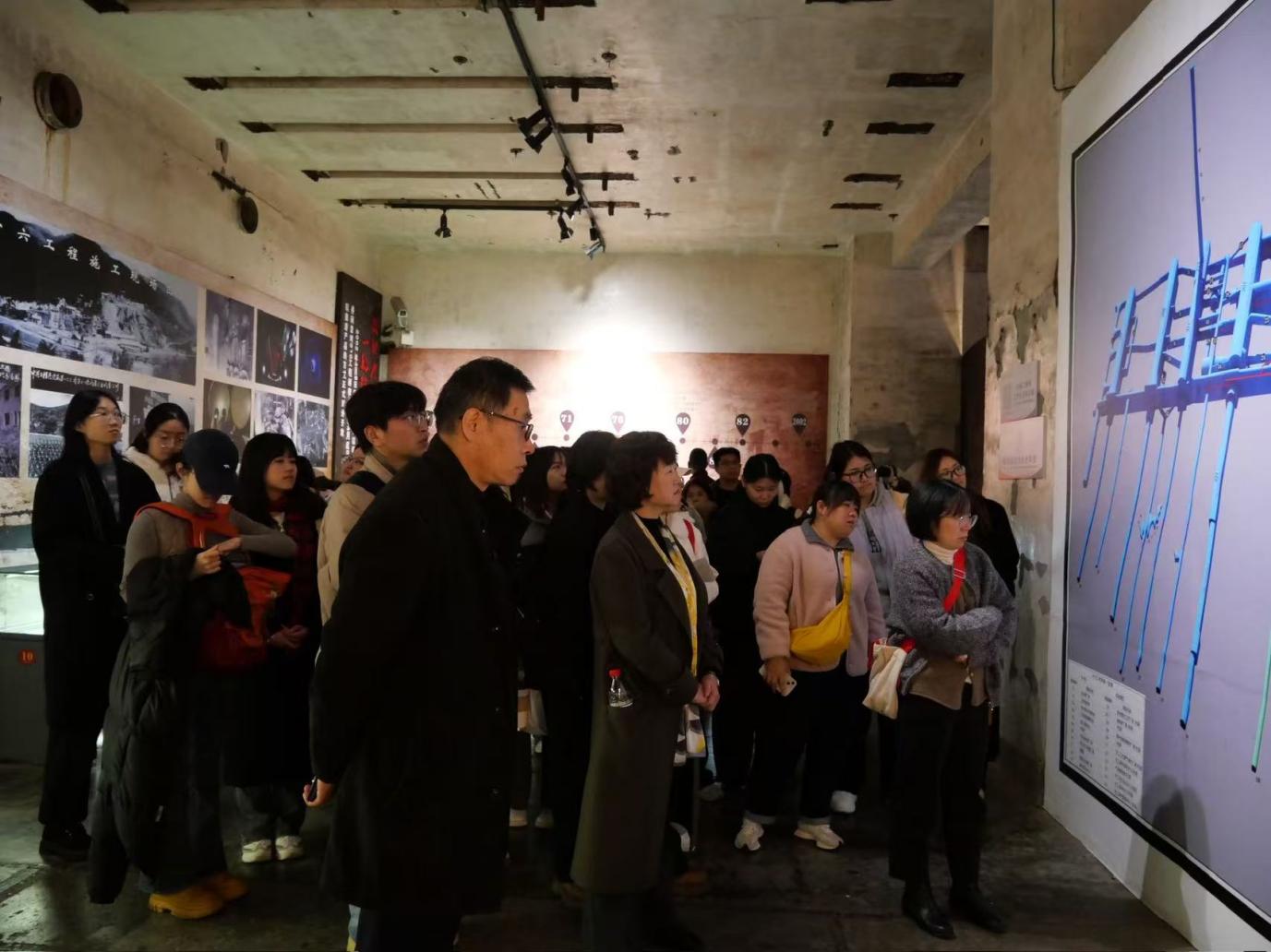 b9574b83c89a01712d98bb49e08fba63